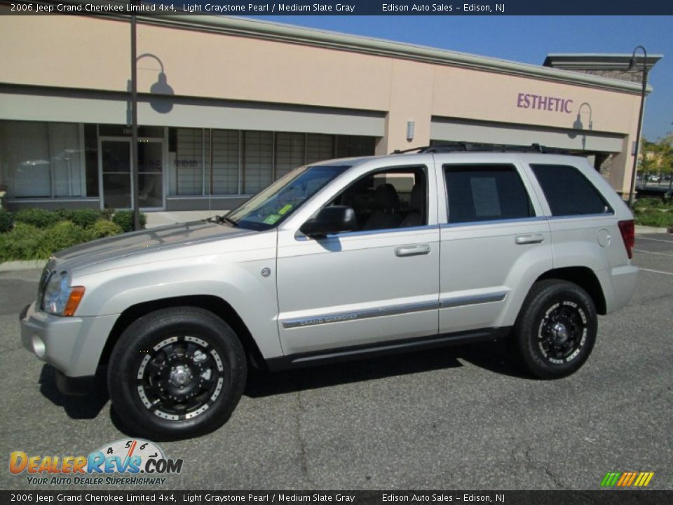 2006 Jeep Grand Cherokee Limited 4x4 Light Graystone Pearl / Medium Slate Gray Photo #1