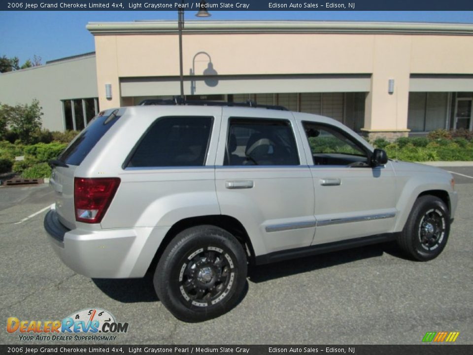 2006 Jeep Grand Cherokee Limited 4x4 Light Graystone Pearl / Medium Slate Gray Photo #8