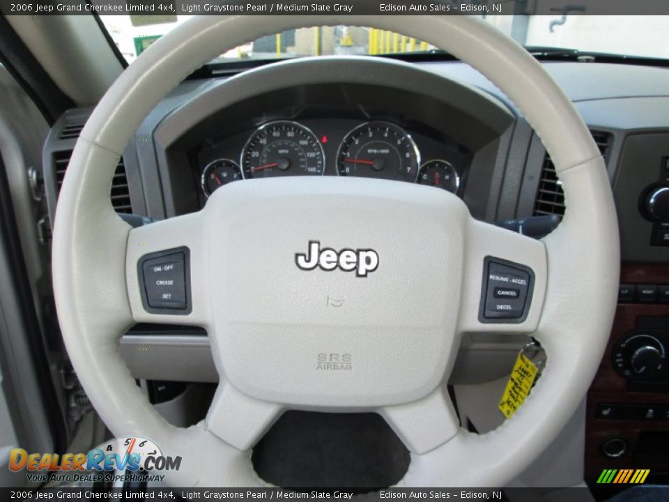 2006 Jeep Grand Cherokee Limited 4x4 Light Graystone Pearl / Medium Slate Gray Photo #23