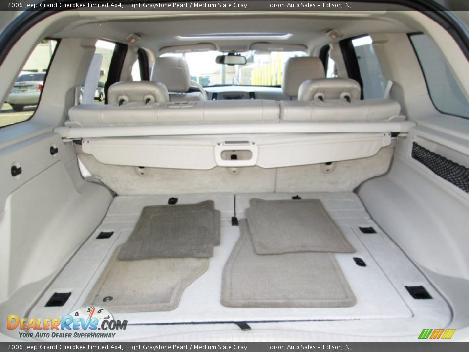 2006 Jeep Grand Cherokee Limited 4x4 Light Graystone Pearl / Medium Slate Gray Photo #26