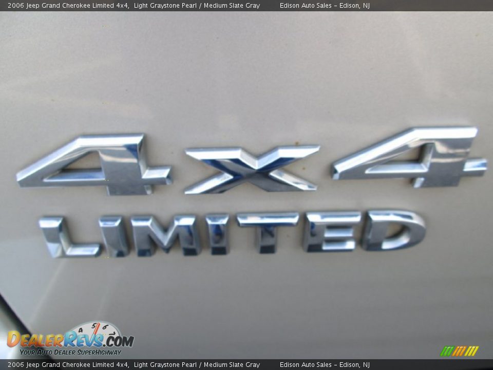2006 Jeep Grand Cherokee Limited 4x4 Light Graystone Pearl / Medium Slate Gray Photo #29