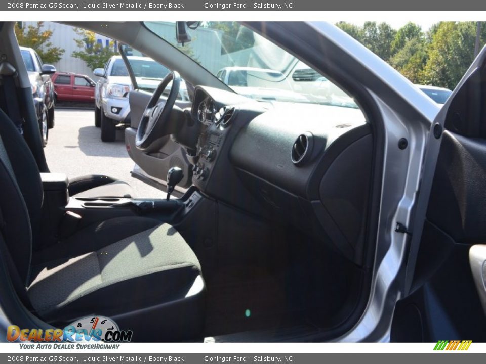 2008 Pontiac G6 Sedan Liquid Silver Metallic / Ebony Black Photo #14