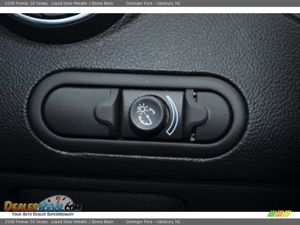 2008 Pontiac G6 Sedan Liquid Silver Metallic / Ebony Black Photo #23