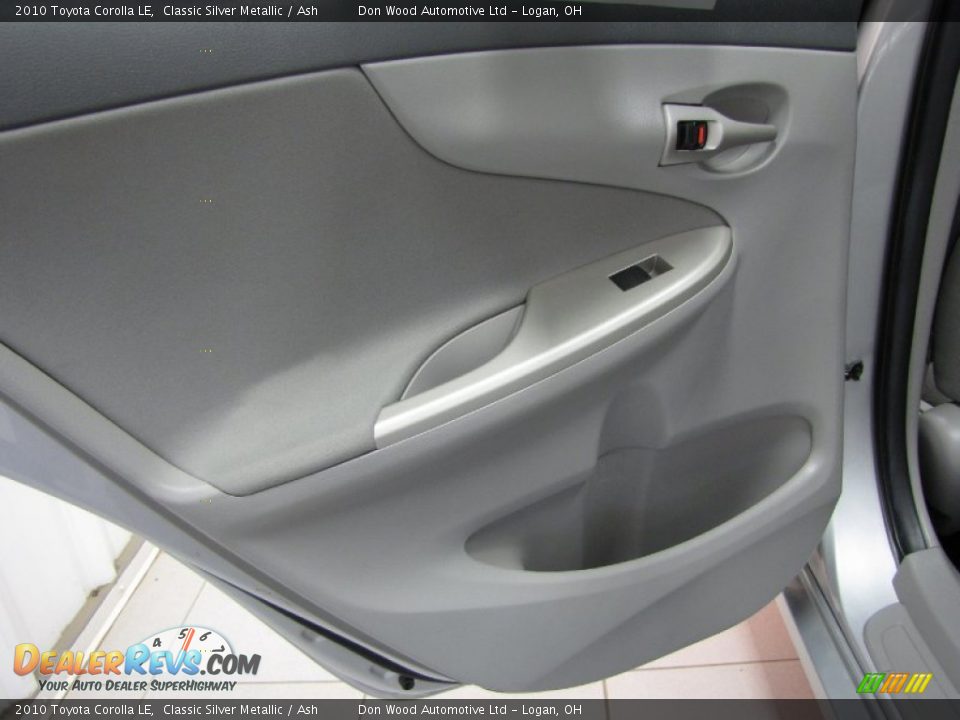 2010 Toyota Corolla LE Classic Silver Metallic / Ash Photo #10
