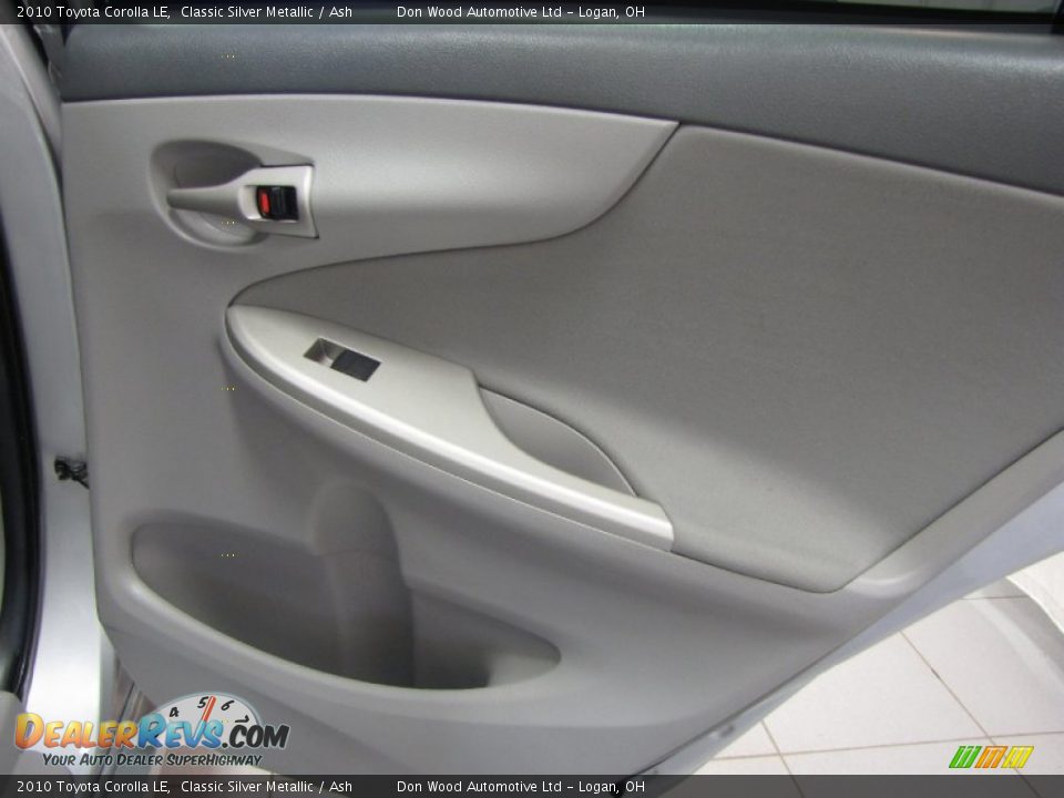 2010 Toyota Corolla LE Classic Silver Metallic / Ash Photo #11