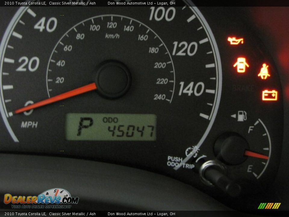 2010 Toyota Corolla LE Classic Silver Metallic / Ash Photo #15