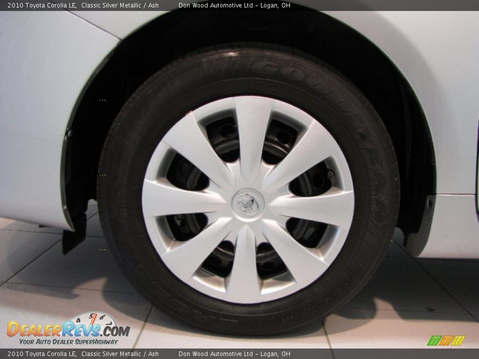 2010 Toyota Corolla LE Classic Silver Metallic / Ash Photo #18