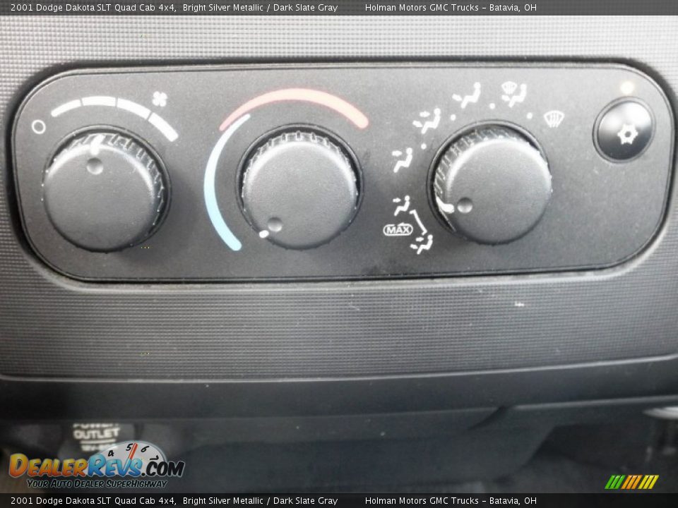 2001 Dodge Dakota SLT Quad Cab 4x4 Bright Silver Metallic / Dark Slate Gray Photo #10