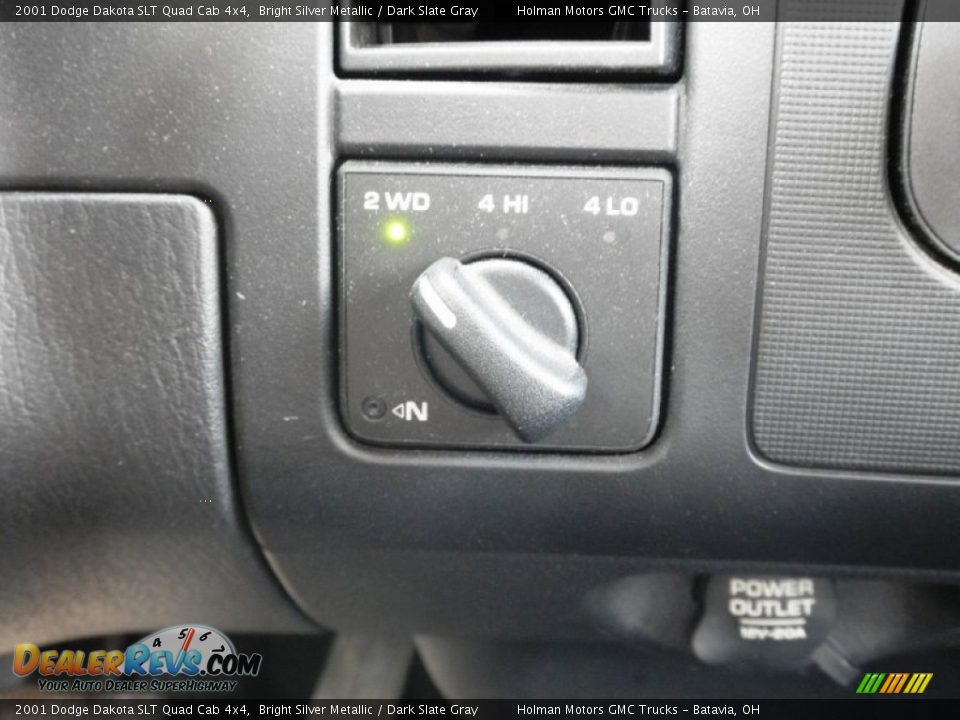 2001 Dodge Dakota SLT Quad Cab 4x4 Bright Silver Metallic / Dark Slate Gray Photo #11