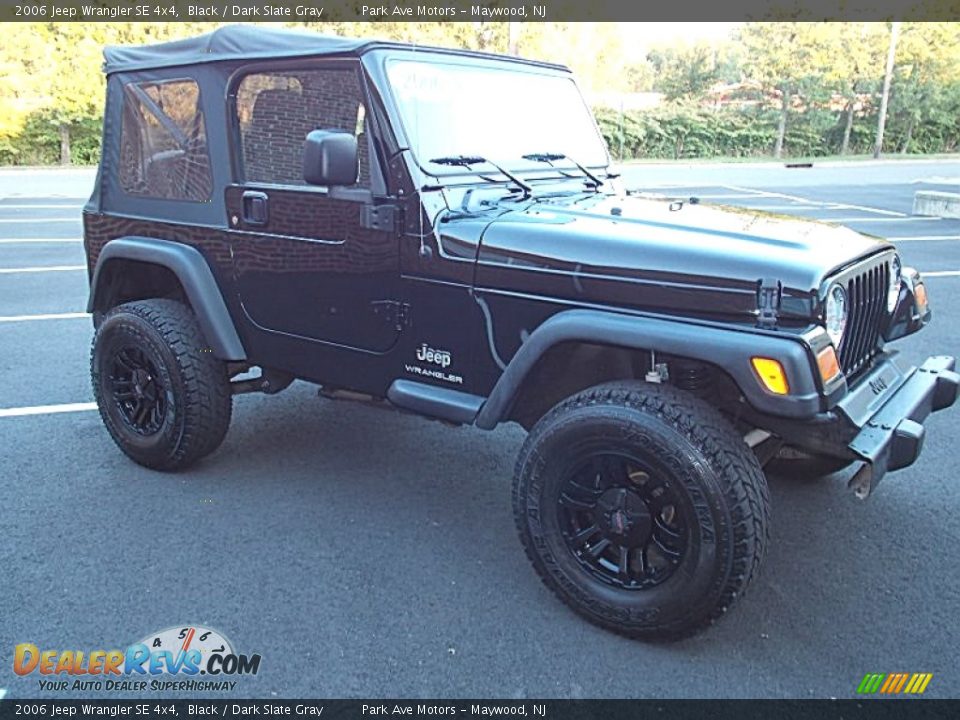 2006 Jeep Wrangler SE 4x4 Black / Dark Slate Gray Photo #3