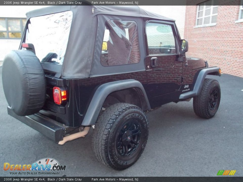 2006 Jeep Wrangler SE 4x4 Black / Dark Slate Gray Photo #4