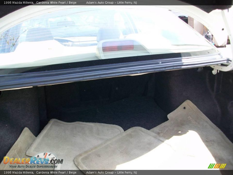 1998 Mazda Millenia Gardenia White Pearl / Beige Photo #20