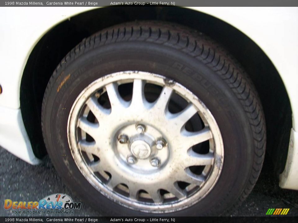 1998 Mazda Millenia Gardenia White Pearl / Beige Photo #21