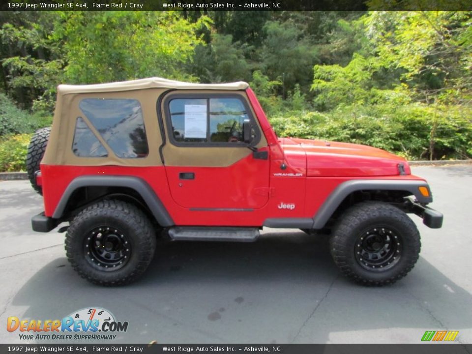 1997 Jeep Wrangler SE 4x4 Flame Red / Gray Photo #3