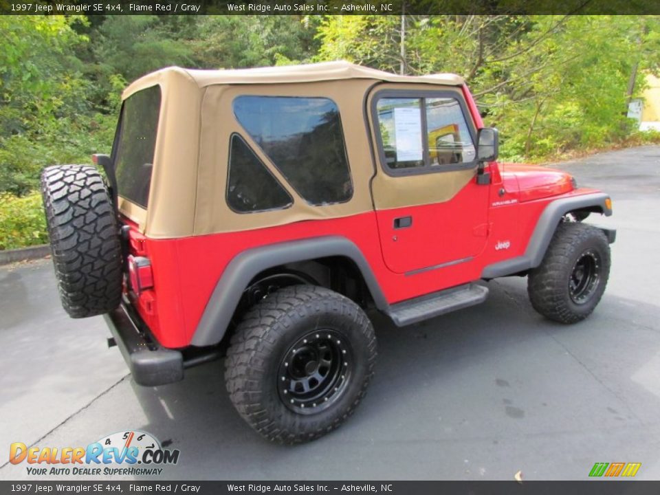 1997 Jeep Wrangler SE 4x4 Flame Red / Gray Photo #4
