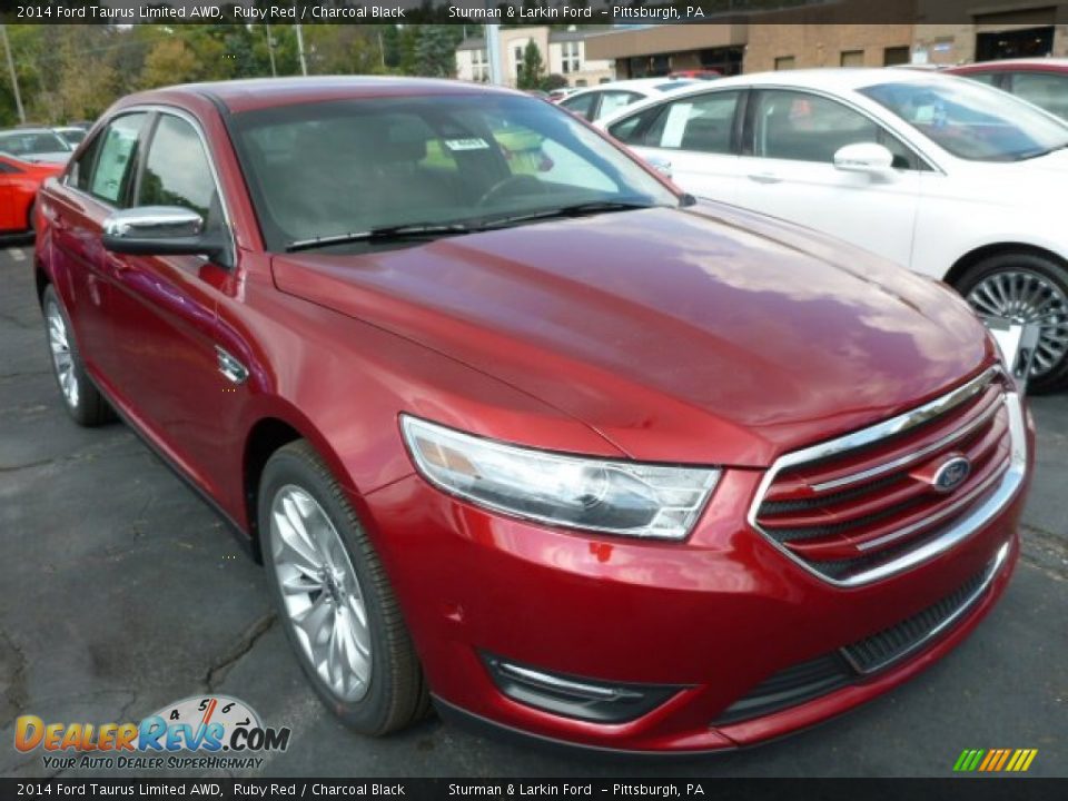 Front 3/4 View of 2014 Ford Taurus Limited AWD Photo #1