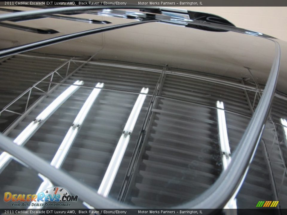 2011 Cadillac Escalade EXT Luxury AWD Black Raven / Ebony/Ebony Photo #17