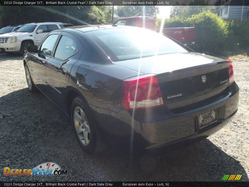 2010 Dodge Charger SXT Brilliant Black Crystal Pearl / Dark Slate Gray Photo #4