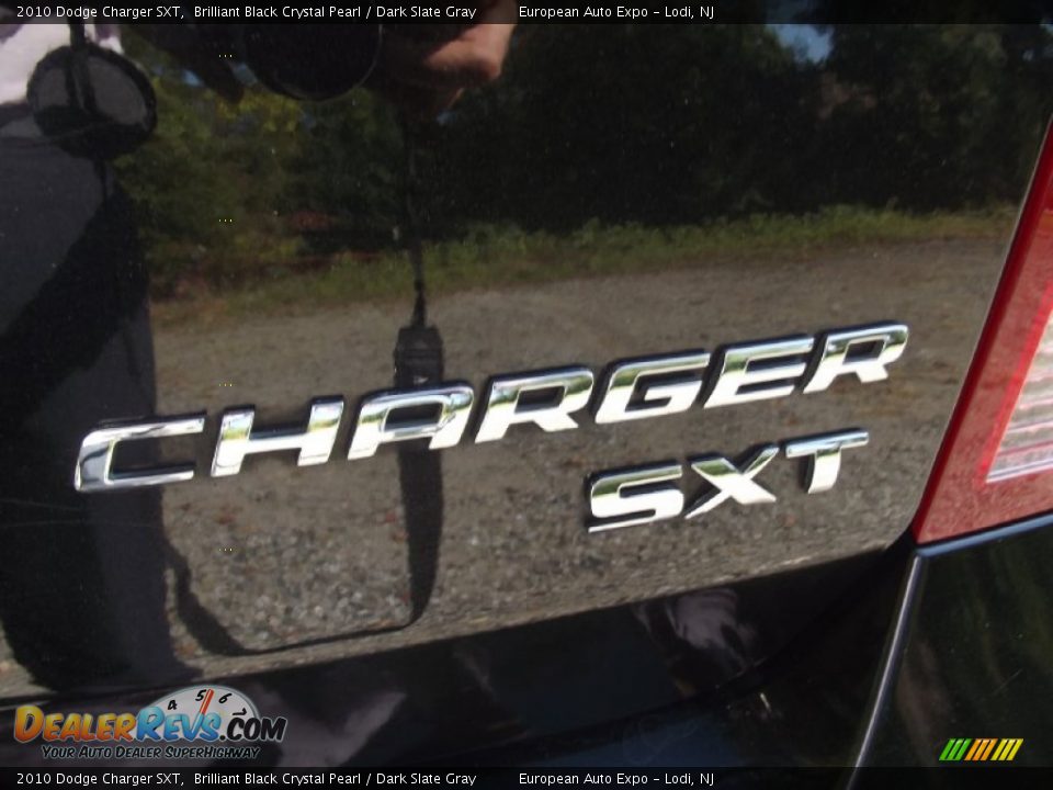 2010 Dodge Charger SXT Brilliant Black Crystal Pearl / Dark Slate Gray Photo #16