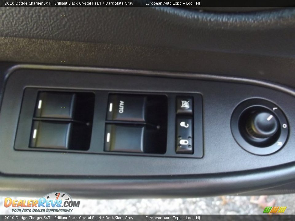 2010 Dodge Charger SXT Brilliant Black Crystal Pearl / Dark Slate Gray Photo #19