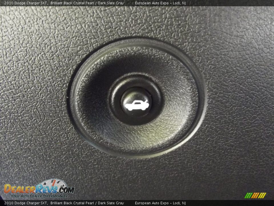 2010 Dodge Charger SXT Brilliant Black Crystal Pearl / Dark Slate Gray Photo #21