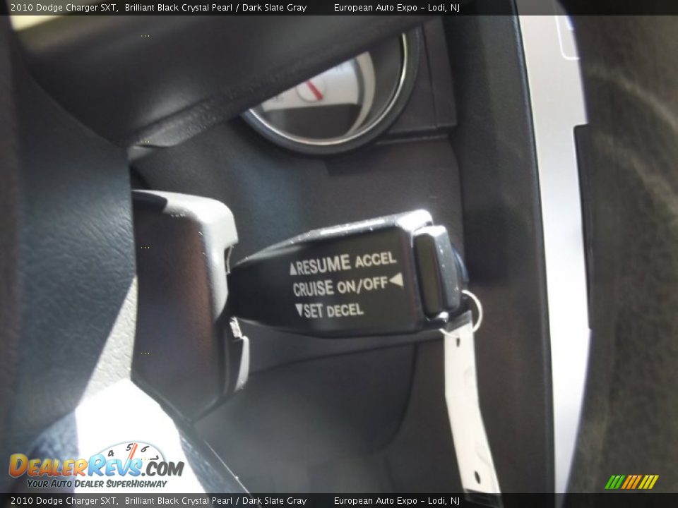 2010 Dodge Charger SXT Brilliant Black Crystal Pearl / Dark Slate Gray Photo #24