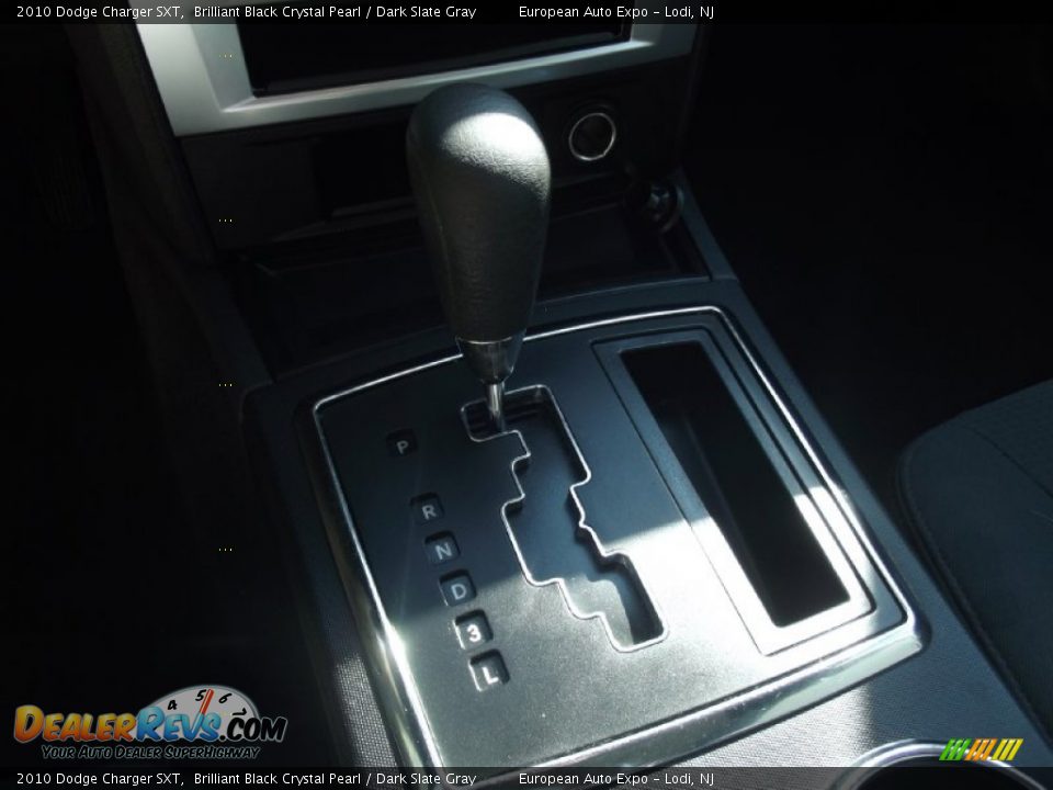 2010 Dodge Charger SXT Brilliant Black Crystal Pearl / Dark Slate Gray Photo #29