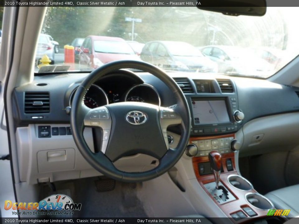 2010 Toyota Highlander Limited 4WD Classic Silver Metallic / Ash Photo #12