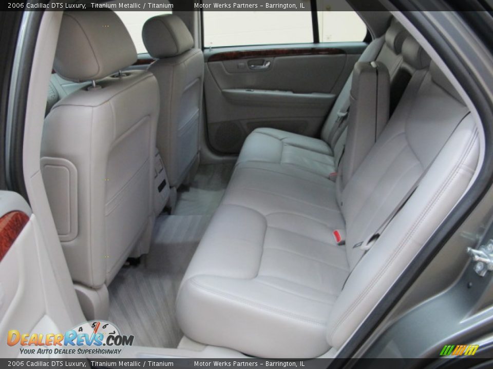 2006 Cadillac DTS Luxury Titanium Metallic / Titanium Photo #18