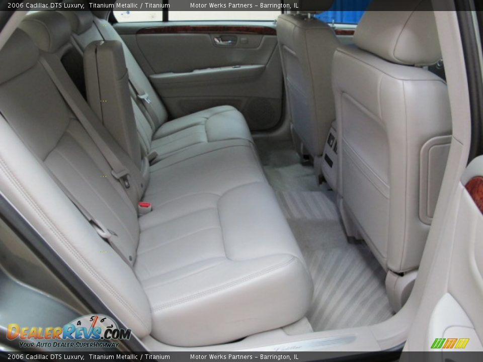 2006 Cadillac DTS Luxury Titanium Metallic / Titanium Photo #20