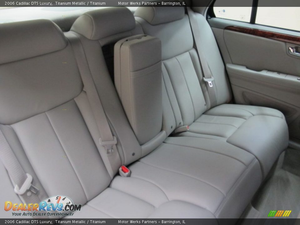 2006 Cadillac DTS Luxury Titanium Metallic / Titanium Photo #21