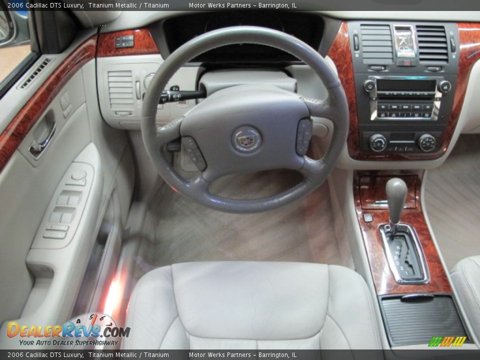 2006 Cadillac DTS Luxury Titanium Metallic / Titanium Photo #24