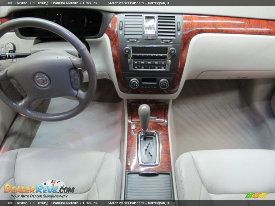 2006 Cadillac DTS Luxury Titanium Metallic / Titanium Photo #25