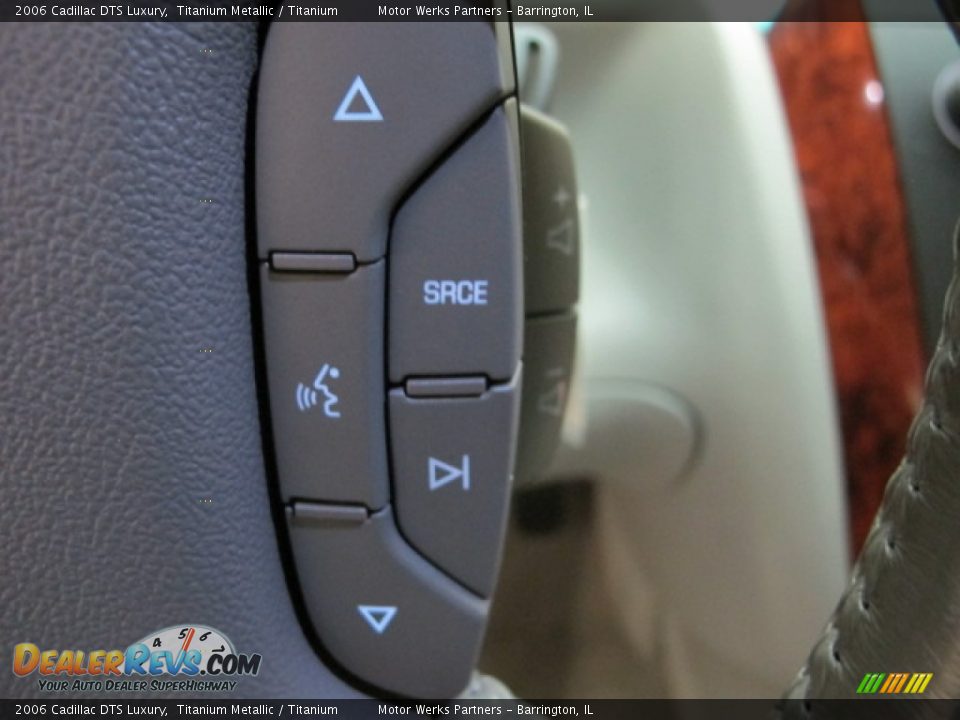 2006 Cadillac DTS Luxury Titanium Metallic / Titanium Photo #35