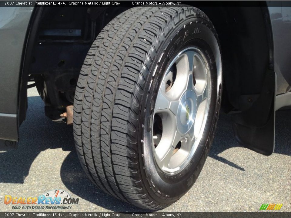 2007 Chevrolet TrailBlazer LS 4x4 Graphite Metallic / Light Gray Photo #10