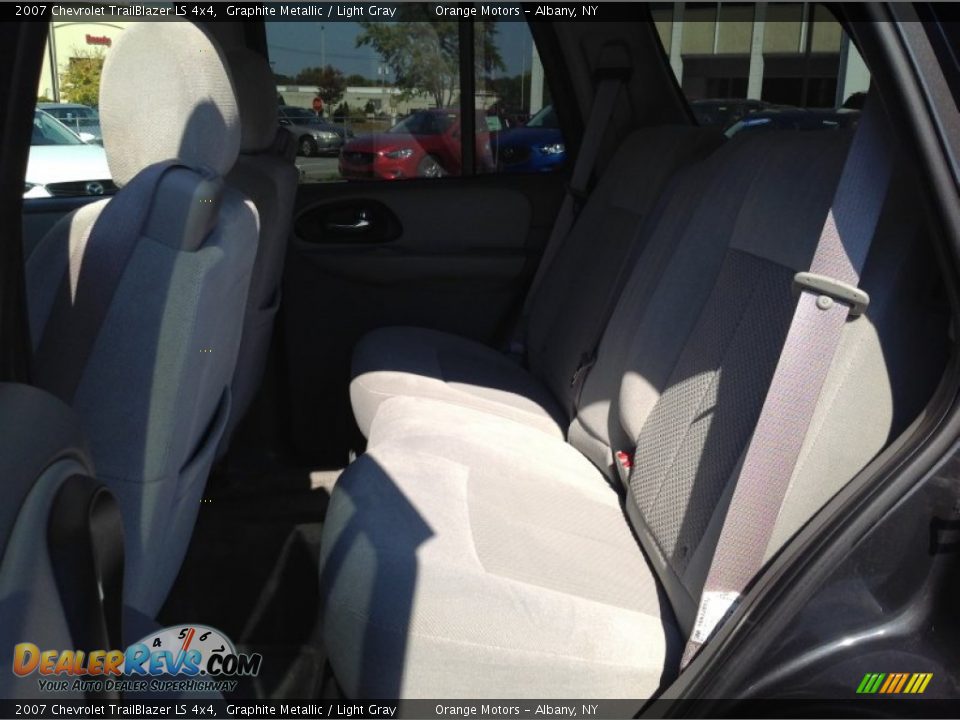2007 Chevrolet TrailBlazer LS 4x4 Graphite Metallic / Light Gray Photo #20