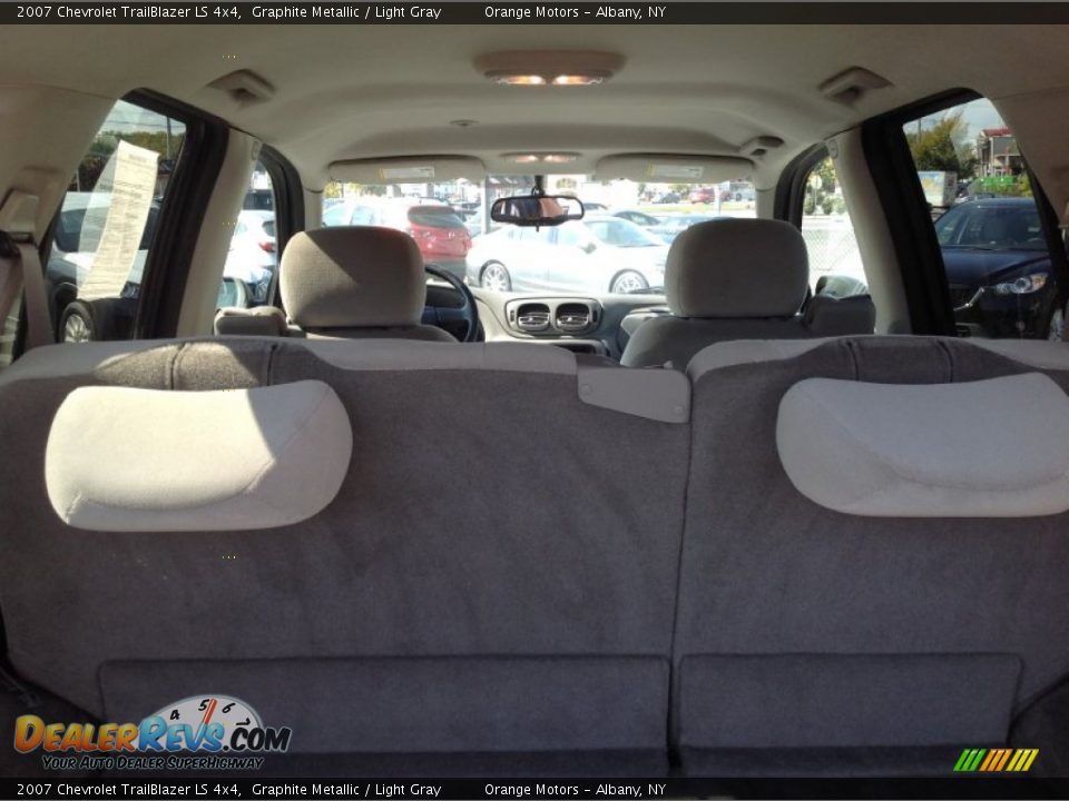2007 Chevrolet TrailBlazer LS 4x4 Graphite Metallic / Light Gray Photo #21