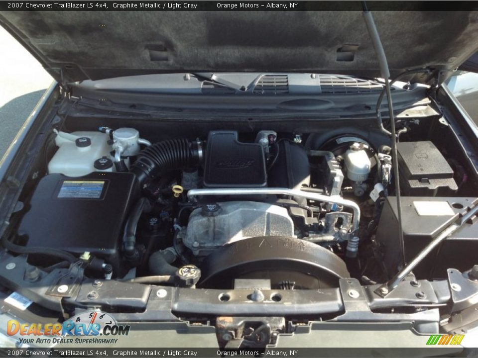 2007 Chevrolet TrailBlazer LS 4x4 Graphite Metallic / Light Gray Photo #23