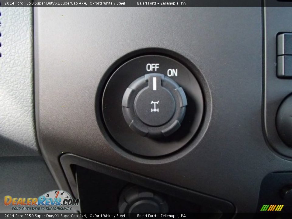 2014 Ford F350 Super Duty XL SuperCab 4x4 Oxford White / Steel Photo #16