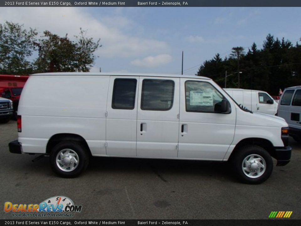 2013 Ford E Series Van E150 Cargo Oxford White / Medium Flint Photo #1