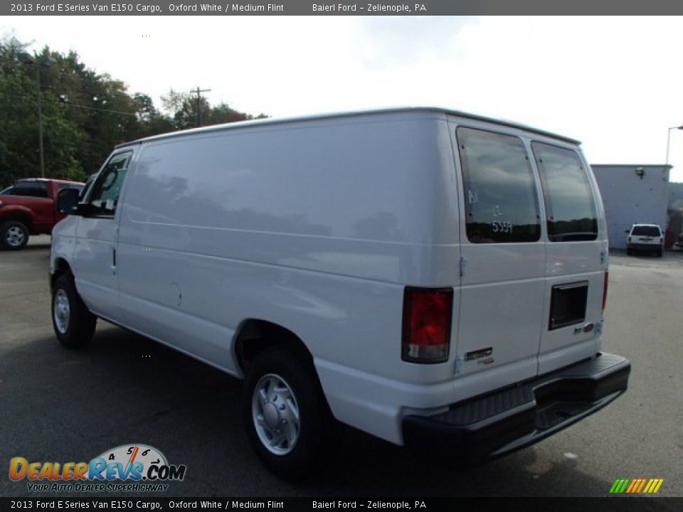 2013 Ford E Series Van E150 Cargo Oxford White / Medium Flint Photo #6