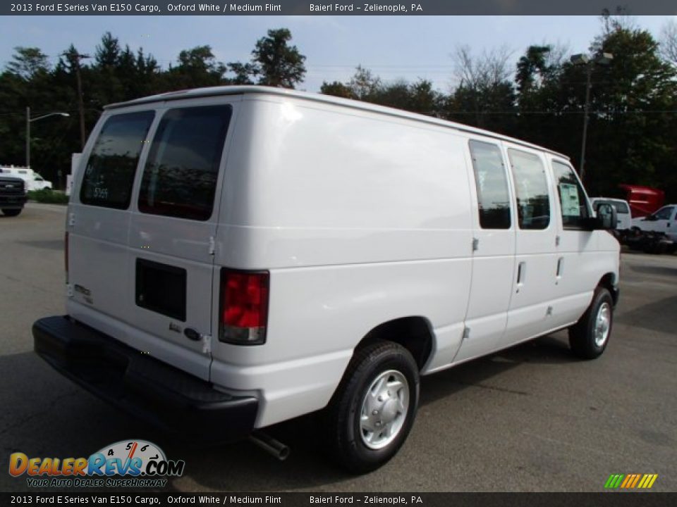 2013 Ford E Series Van E150 Cargo Oxford White / Medium Flint Photo #8