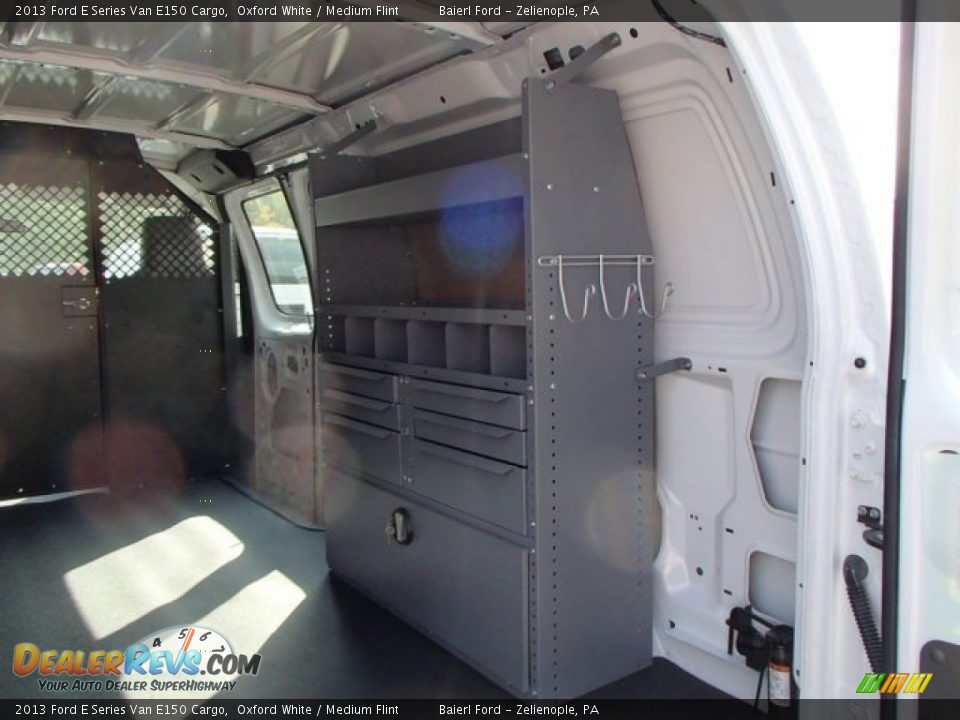 2013 Ford E Series Van E150 Cargo Oxford White / Medium Flint Photo #13
