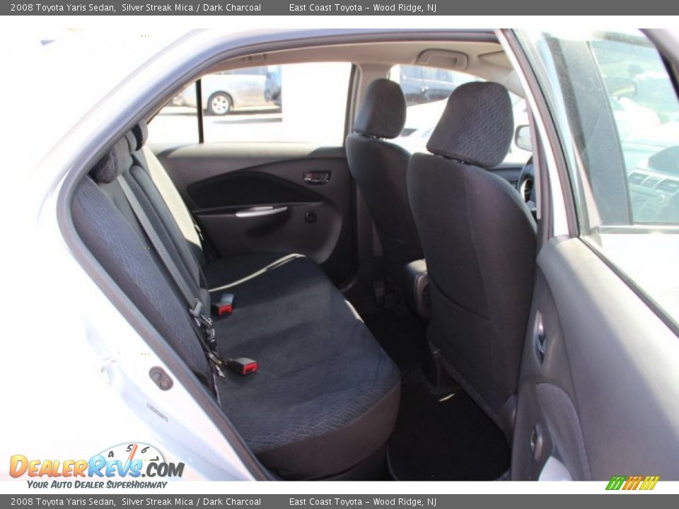 2008 Toyota Yaris Sedan Silver Streak Mica / Dark Charcoal Photo #9