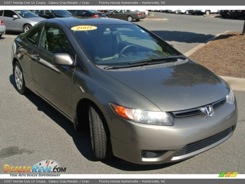 Front 3/4 View of 2007 Honda Civic LX Coupe Photo #2
