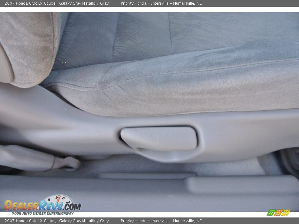 2007 Honda Civic LX Coupe Galaxy Gray Metallic / Gray Photo #21
