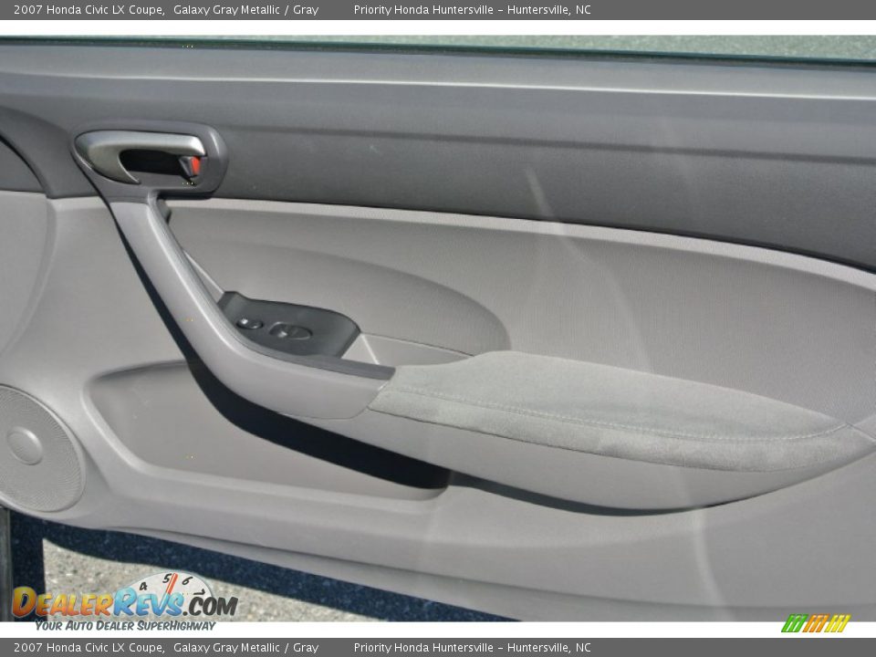 2007 Honda Civic LX Coupe Galaxy Gray Metallic / Gray Photo #22