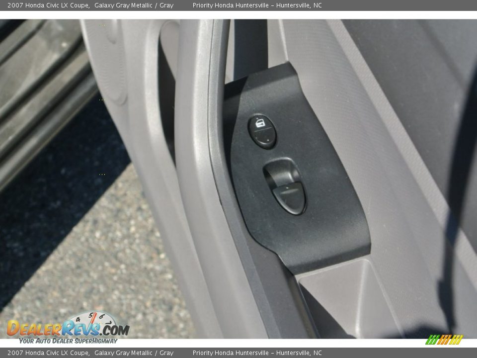 2007 Honda Civic LX Coupe Galaxy Gray Metallic / Gray Photo #23