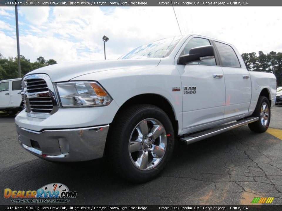 2014 Ram 1500 Big Horn Crew Cab Bright White / Canyon Brown/Light Frost Beige Photo #3