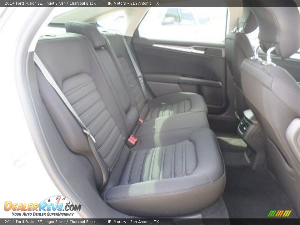 2014 Ford Fusion SE Ingot Silver / Charcoal Black Photo #12